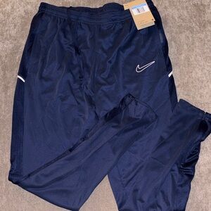 Nike Women's DF Academy 25 Pant KPZ in Deep Royal Blue